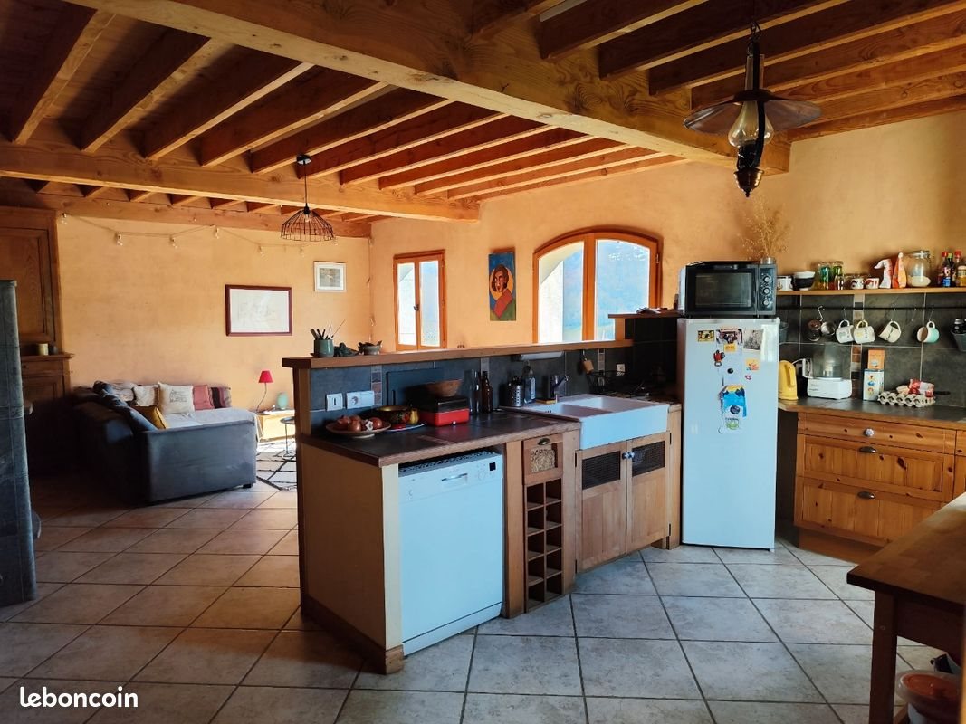 Maison à louer, 150m², Aydius