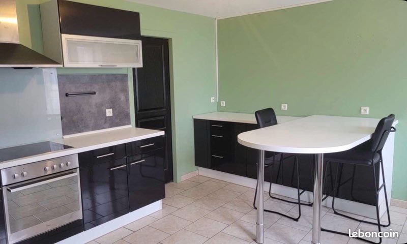 Maison à louer, 146m², Pezou