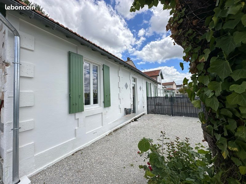 Appartement à louer, 28m², Gond-Pontouvre