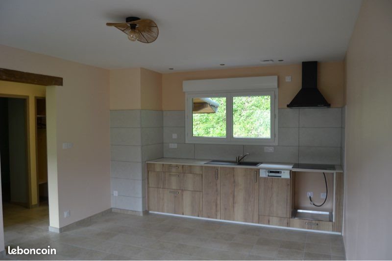 Appartement à louer, 42m², La Table