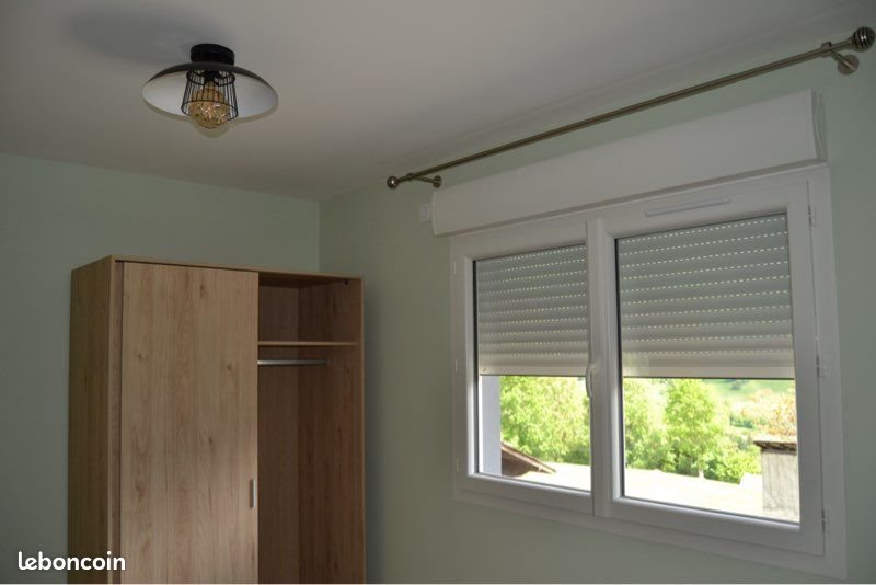 Appartement à louer, 42m², La Table