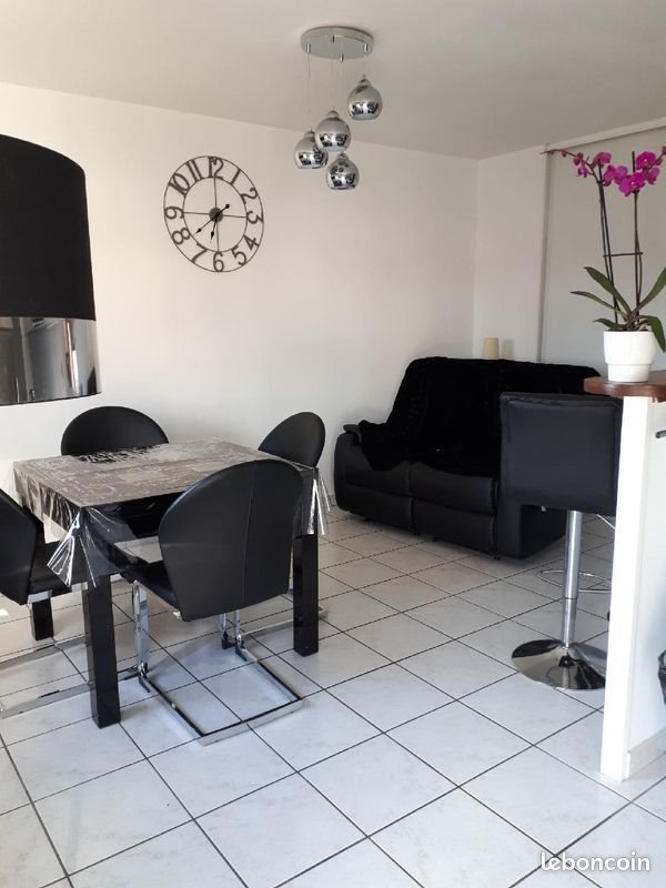 Appartement à louer, 40m², Condrieu
