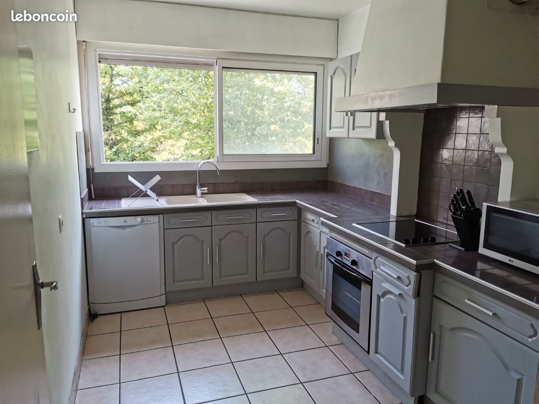 Appartement à louer, 70m², Ferney-Voltaire