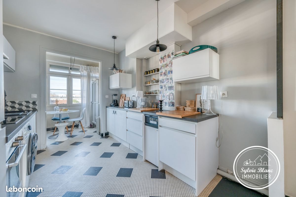 Appartement à vendre, 73m², Bordeaux