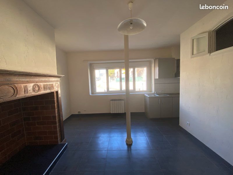 Maison à vendre, 110m², Sarrouilles