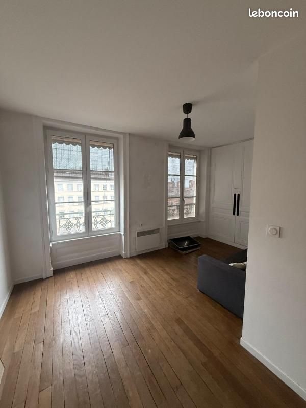 Appartement à louer, 35m², Lyon 1er