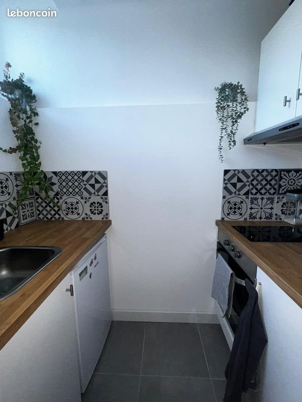 Appartement à louer, 23m², Nîmes