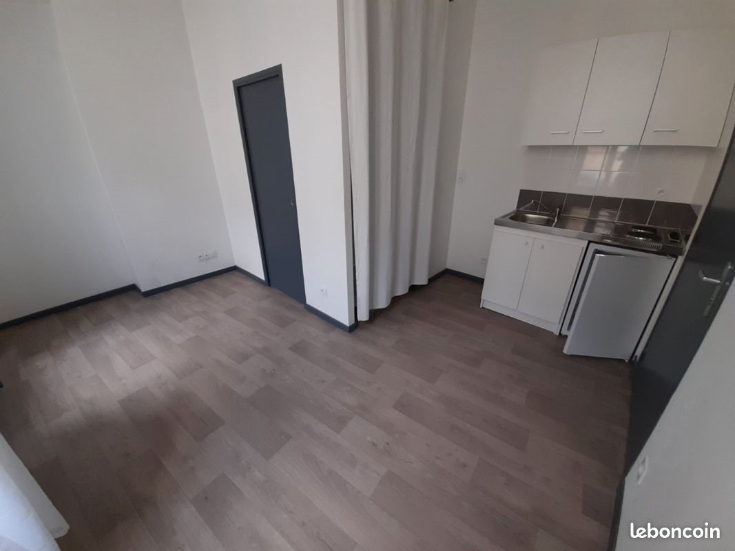 Appartement à louer, 16m², Baugé