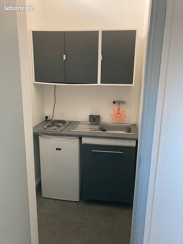 Appartement à louer, 19m², Marseille 9ème