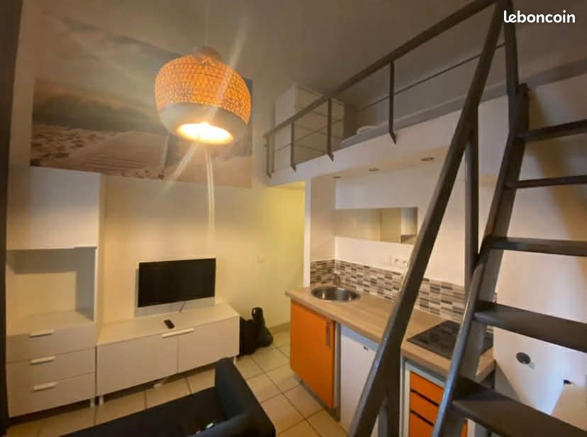 Appartement à louer, 20m², Marseille 1er