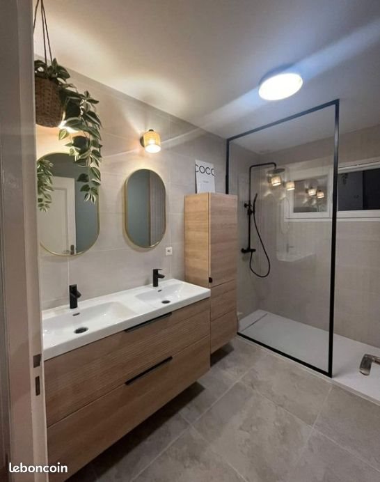 Maison à louer, 101m², Massieux
