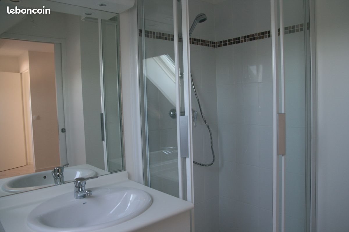 Appartement à louer, 40m², Ambon