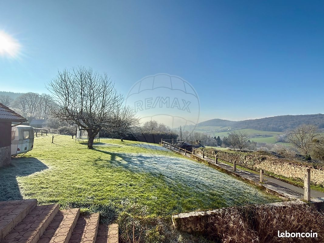 Maison à vendre, 96m², Larochemillay