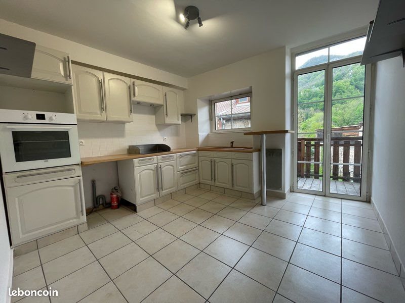 Appartement à louer, 90m², Voiron