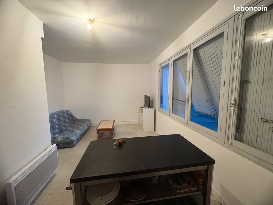 Appartement à louer, 24m², Saint-Jean-d'Angély