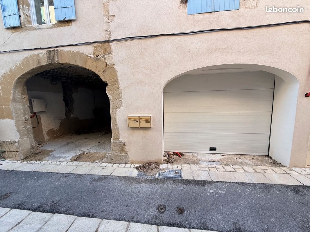 Appartement à vendre, 120m², Eyguières