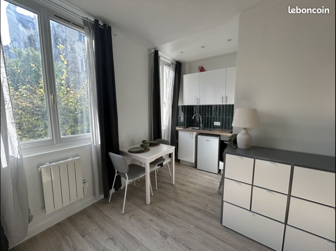 Appartement à louer, 17m², Paris 17ème