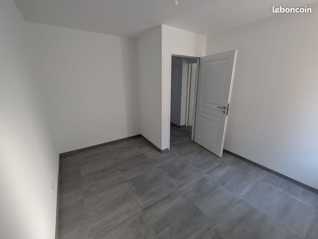 Appartement à louer, 60m², Bergues