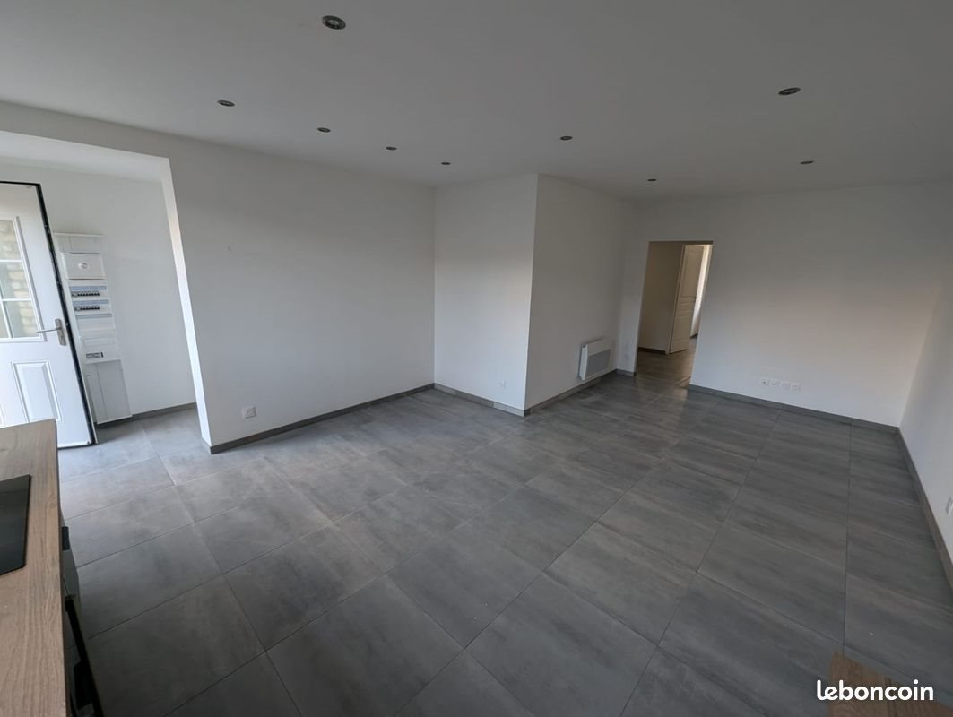 Appartement à louer, 60m², Bergues