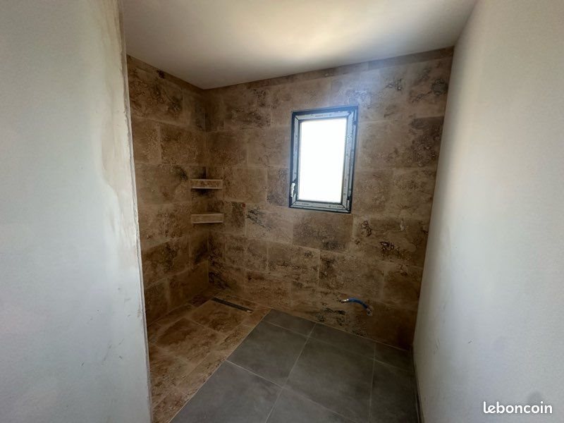 Maison à louer, 105m², Laudun-l'Ardoise