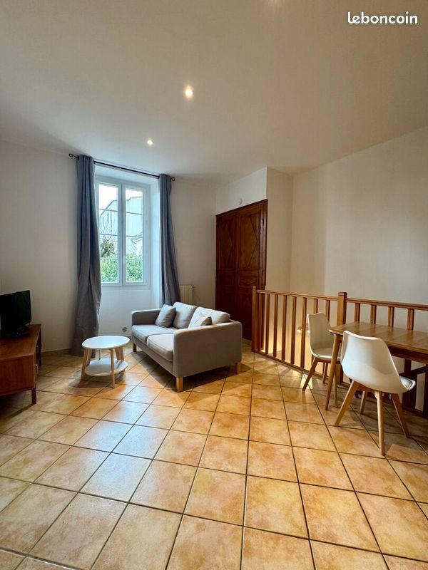 Appartement à louer, 41m², Nîmes