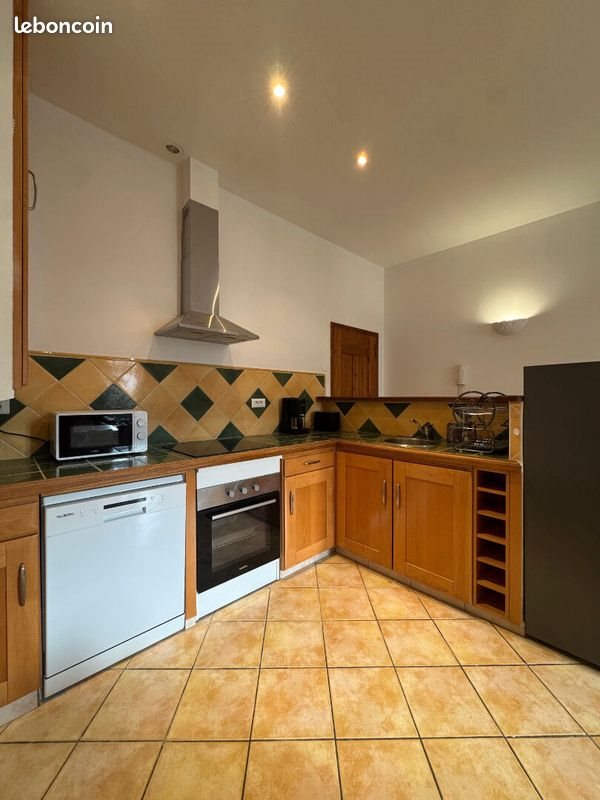 Appartement à louer, 41m², Nîmes