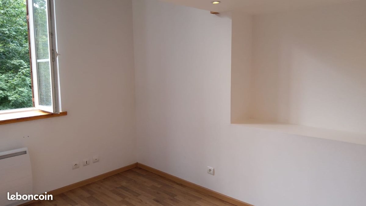Appartement à louer, 40m², Saint-Pierre-la-Palud