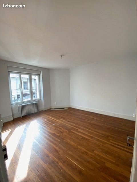 Appartement à louer, 77m², Saint-Martin-d'Auxigny