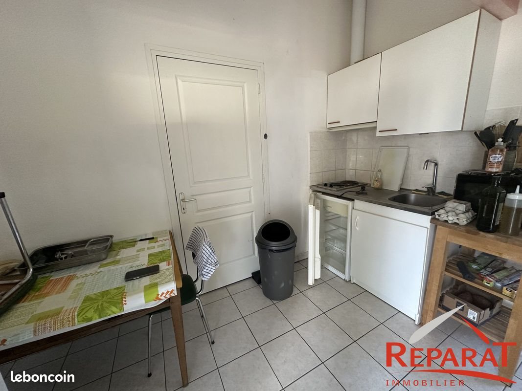 Appartement à louer, 23m², Saint-Viance