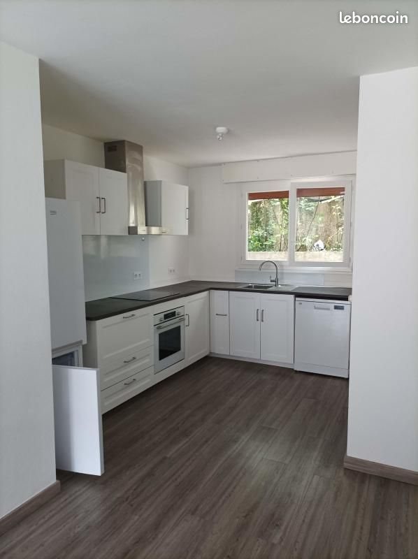 Appartement à louer, 73m², Saint-Claude