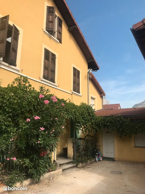 Appartement à louer, 23m², Grenoble