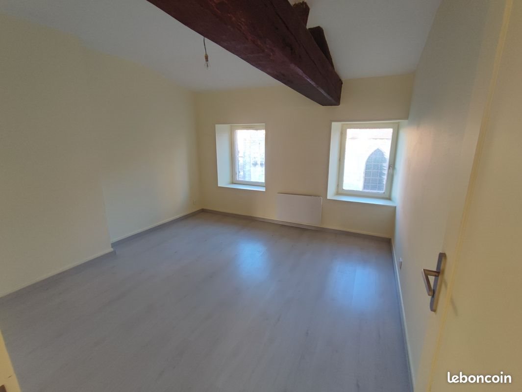 Appartement à louer, 73m², Wassy