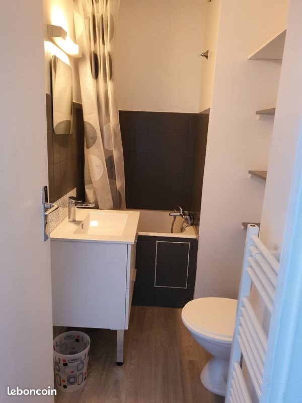 Appartement à louer, 17m², Pau