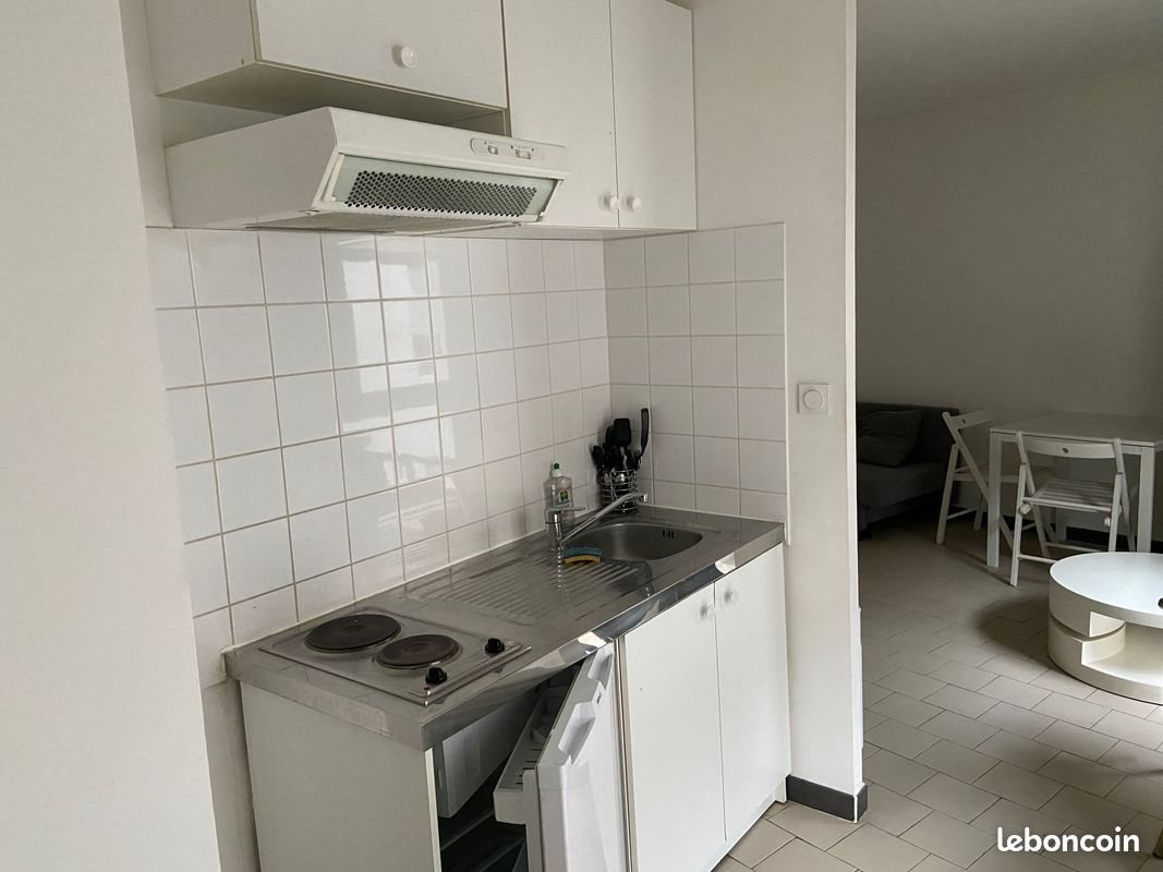 Appartement à louer, 26m², Nîmes