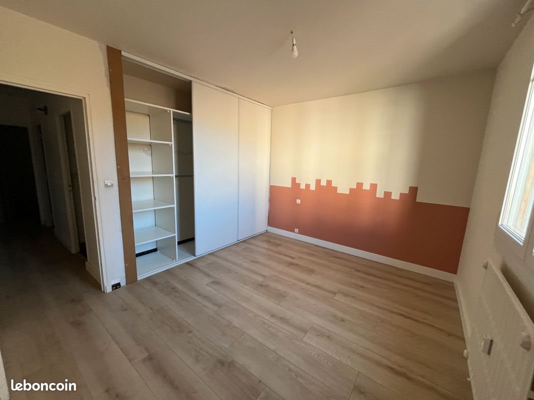 Appartement à louer, 86m², Nîmes