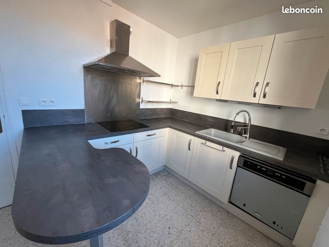 Appartement à louer, 86m², Nîmes