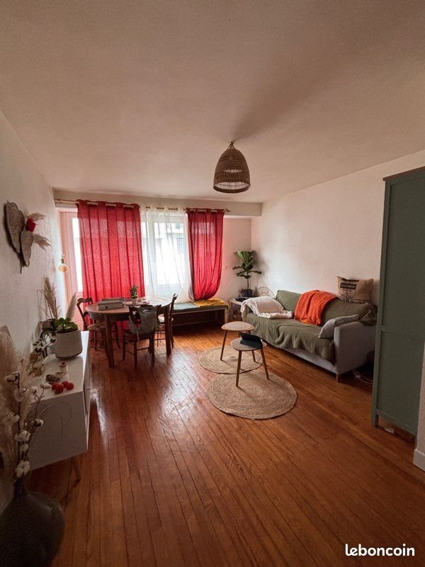 Appartement à louer, 65m², Oloron-Sainte-Marie