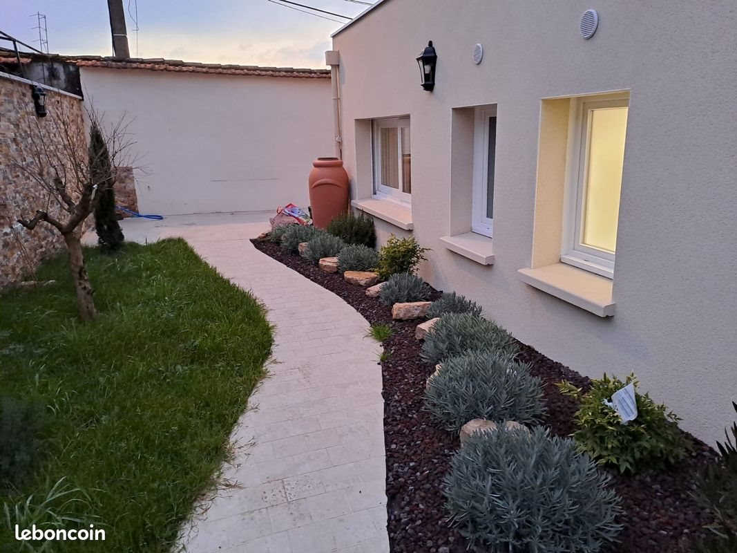 Maison à louer, 85m², Neuville-sur-Saône