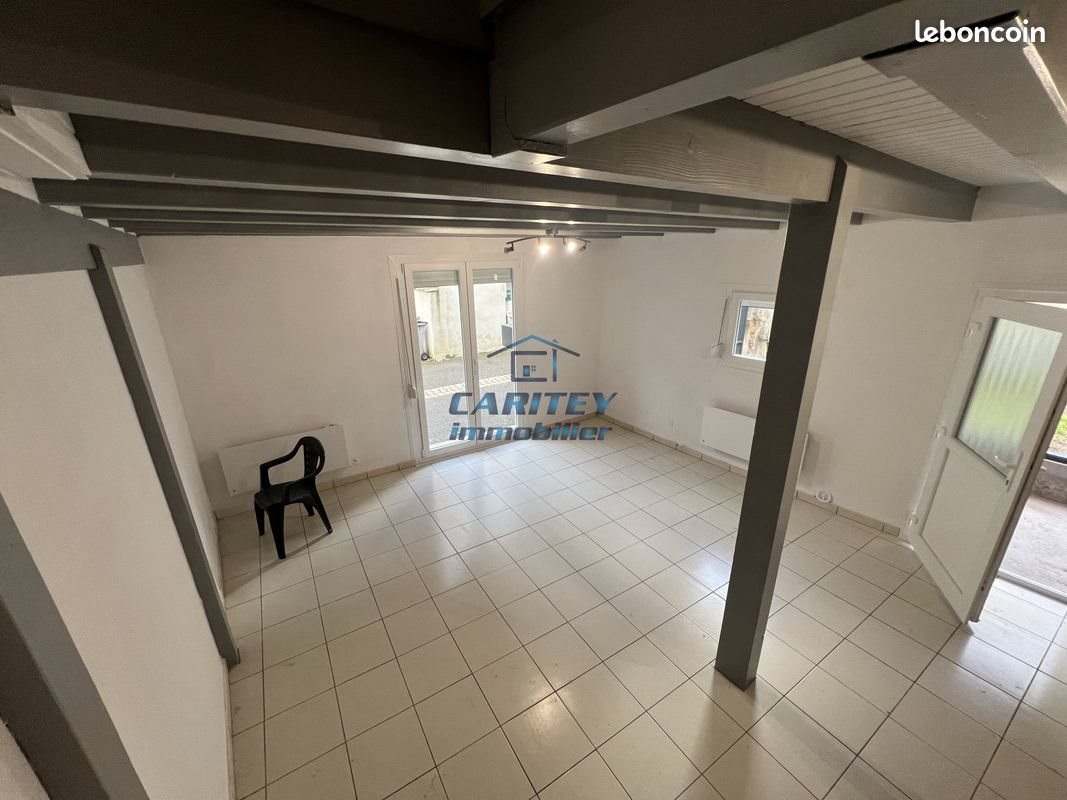 Maison à louer, 79m², Lure