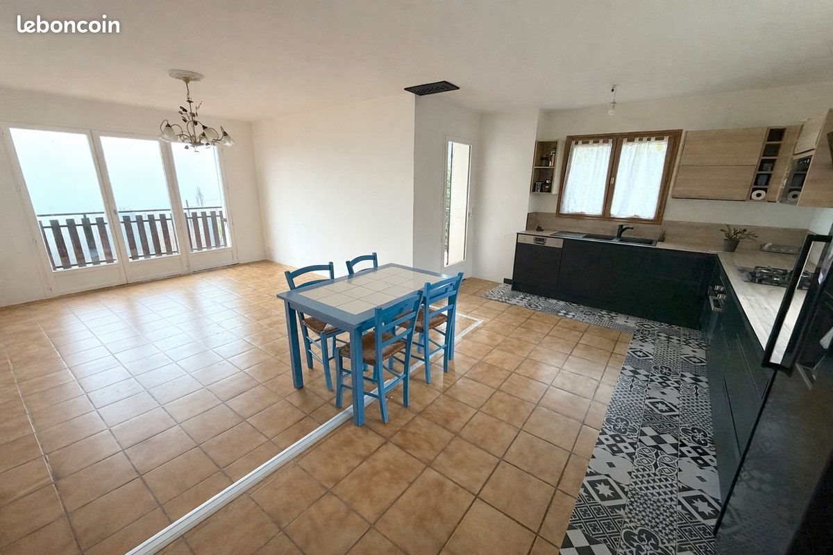 Maison à vendre, 94m², Vallières-sur-Fier