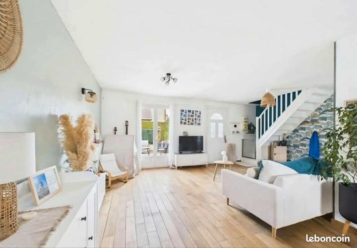 Maison à louer, 143m², Petit-Couronne