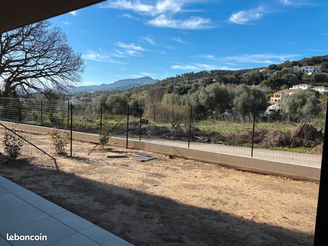 Appartement à louer, 44m², Borgo