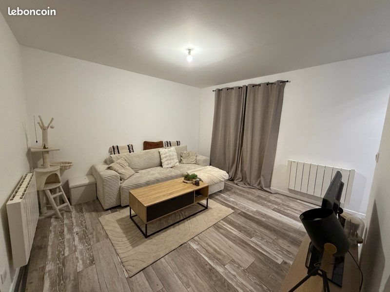 Appartement à louer, 45m², Epône