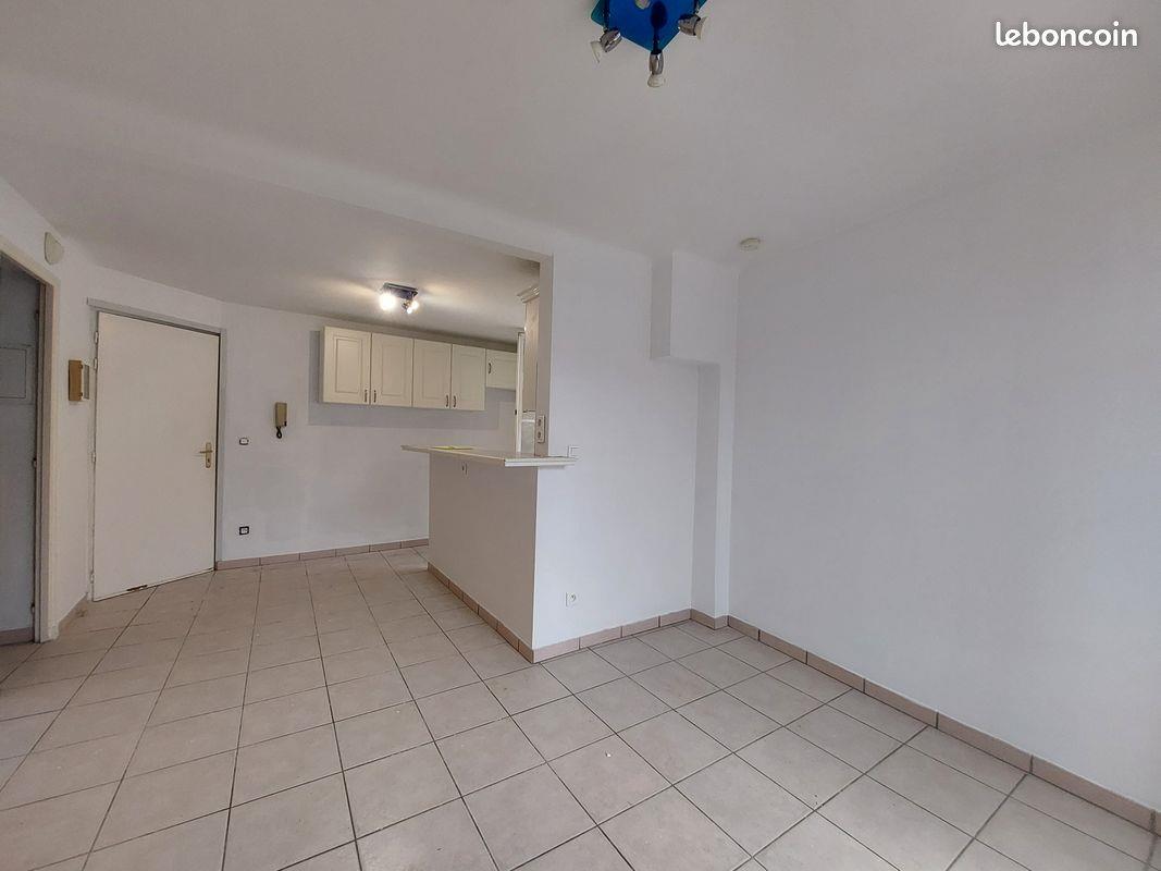 Appartement à louer, 31m², Luzech