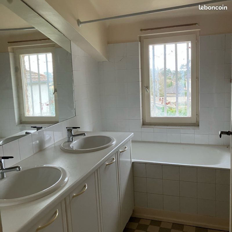 Appartement à louer, 69m², Saint-Cyr-au-Mont-d'Or