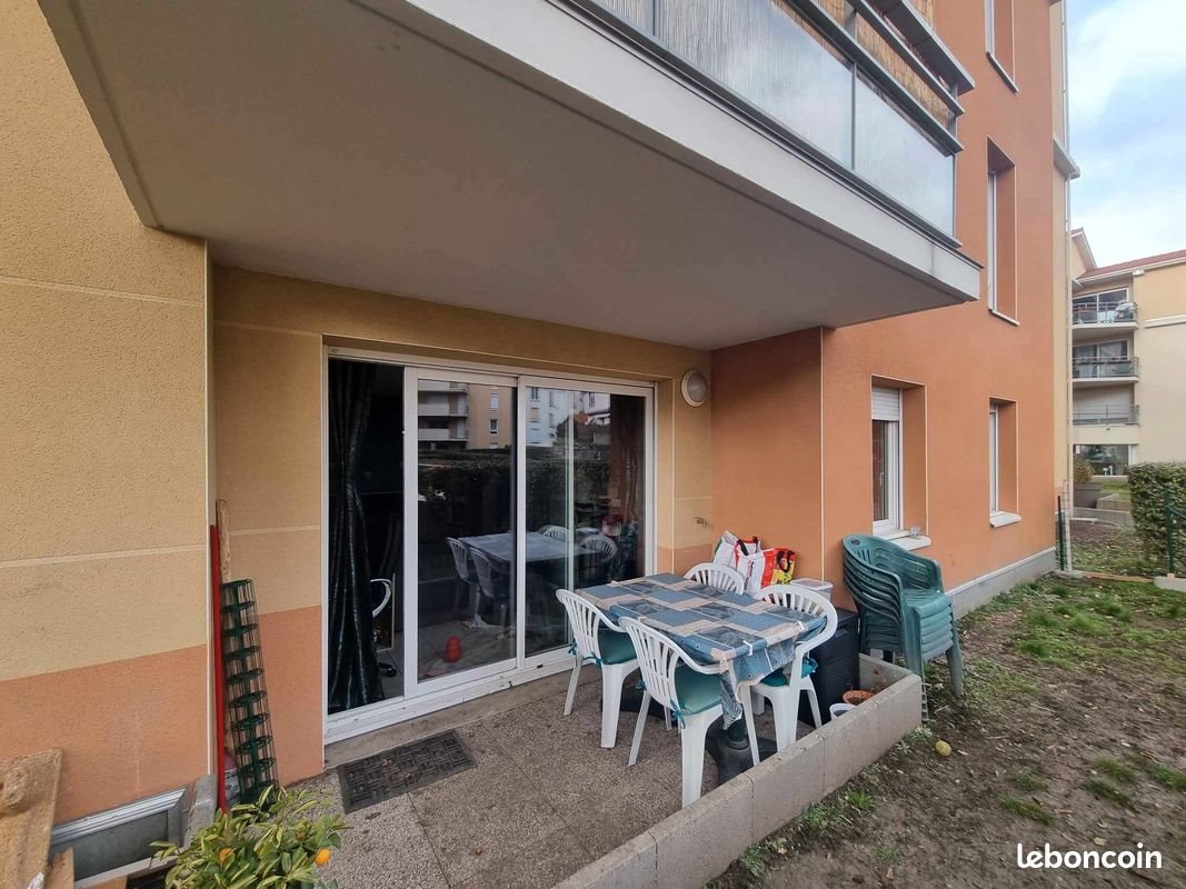 Appartement à louer, 45m², Riom