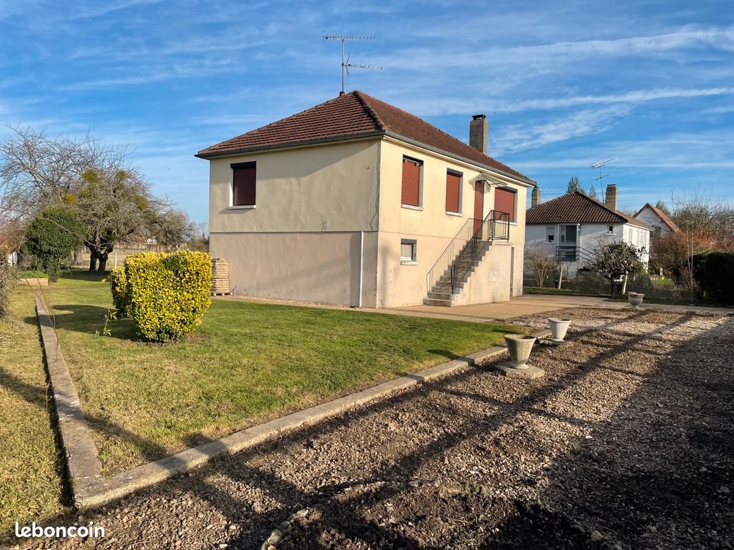 Maison à louer, 65m², Jumièges