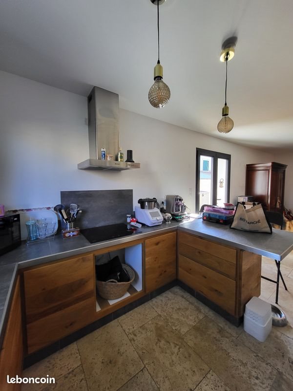 Maison à louer, 106m², Saint-Maximin-la-Sainte-Baume