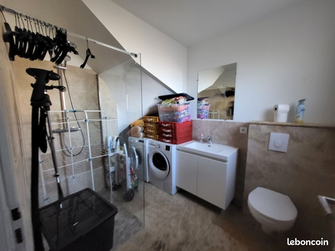 Maison à louer, 106m², Saint-Maximin-la-Sainte-Baume