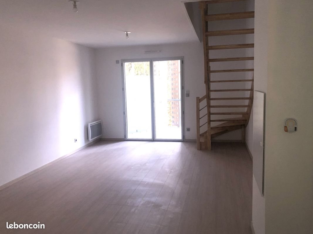 Appartement à louer, 47m², Marseille 8ème